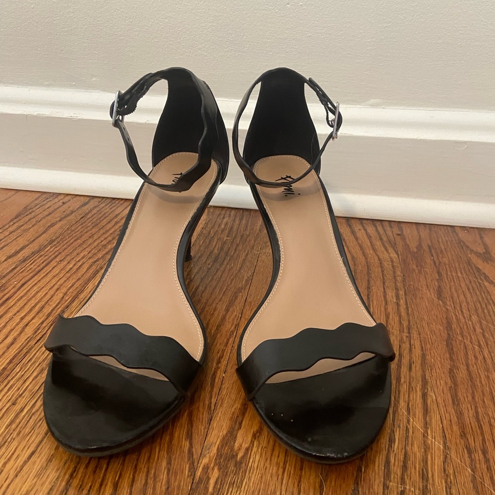 Elegant Black Ankle Strap Sandals